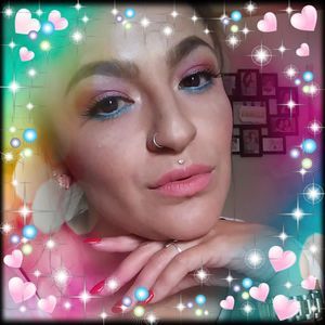 Meet your Posher, Alicia